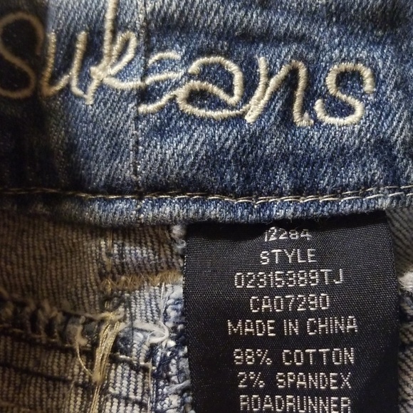 Suki sans Faded boot cut jeans petite 24 - Picture 4 of 8